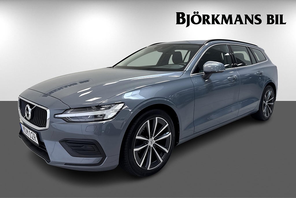Volvo V60 B4 MOMENTUM ADVANCED 197HK AUTOMAT DRAGKROK