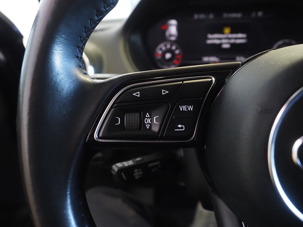 Audi Q2 1.0 TFSI 116hk S-Tronic | Cockpit | Navi | 2017