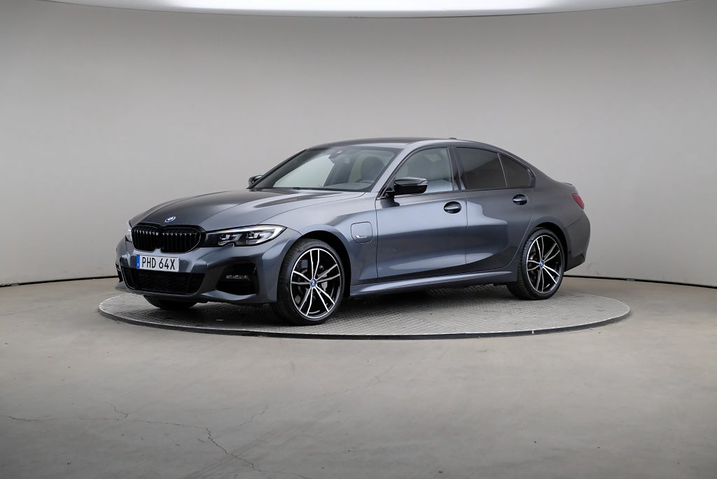 BMW 330e Series 3 292hk xDrive M Sport Läder H/K Nav
