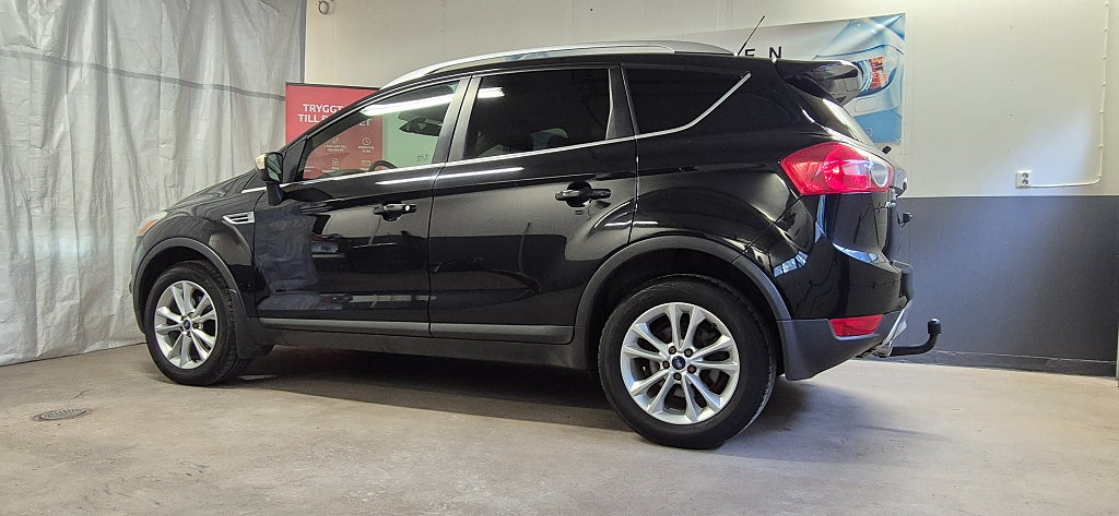 Ford Kuga 2.0 TDCi 140 HK AUT AWD  TITANIUM