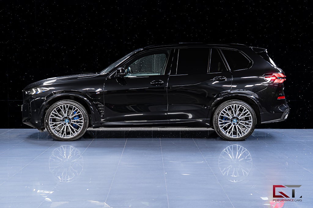 BMW X5 xDrive50e M-Sport MOMS B&W Merino Inno DAP Pano Sky 22"
