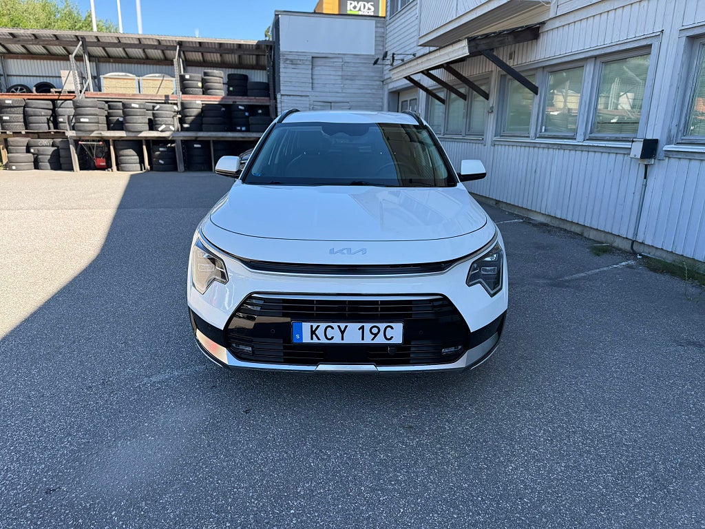 Kia Niro PLUGIN-HYBRID DCT ACTION EU6 AUT NAVI B-KAM V-HJUL MOMS