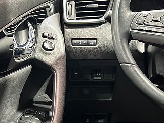 SUV Nissan Qashqai 18 av 20