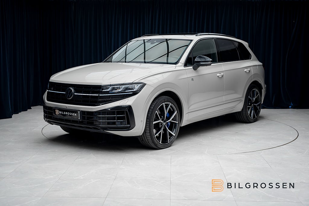 Volkswagen Touareg R eHybrid 3.0 V6 TSI 4M Massage Pano Dynaudio HUD MOMS