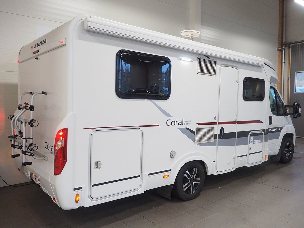 Adria Coral 650 SF Axess Markis 3.500kg 2015