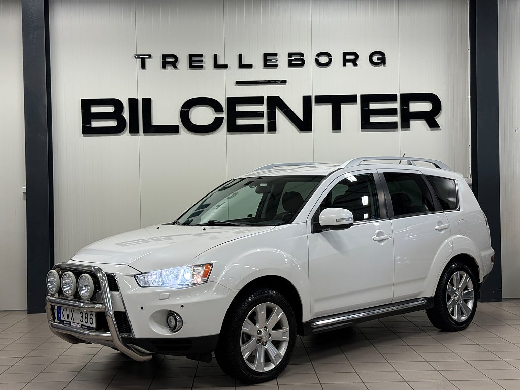 Mitsubishi Outlander 7-seater 2.4 MIVEC FlexiFuel AWC INVECS-III CVT Busines