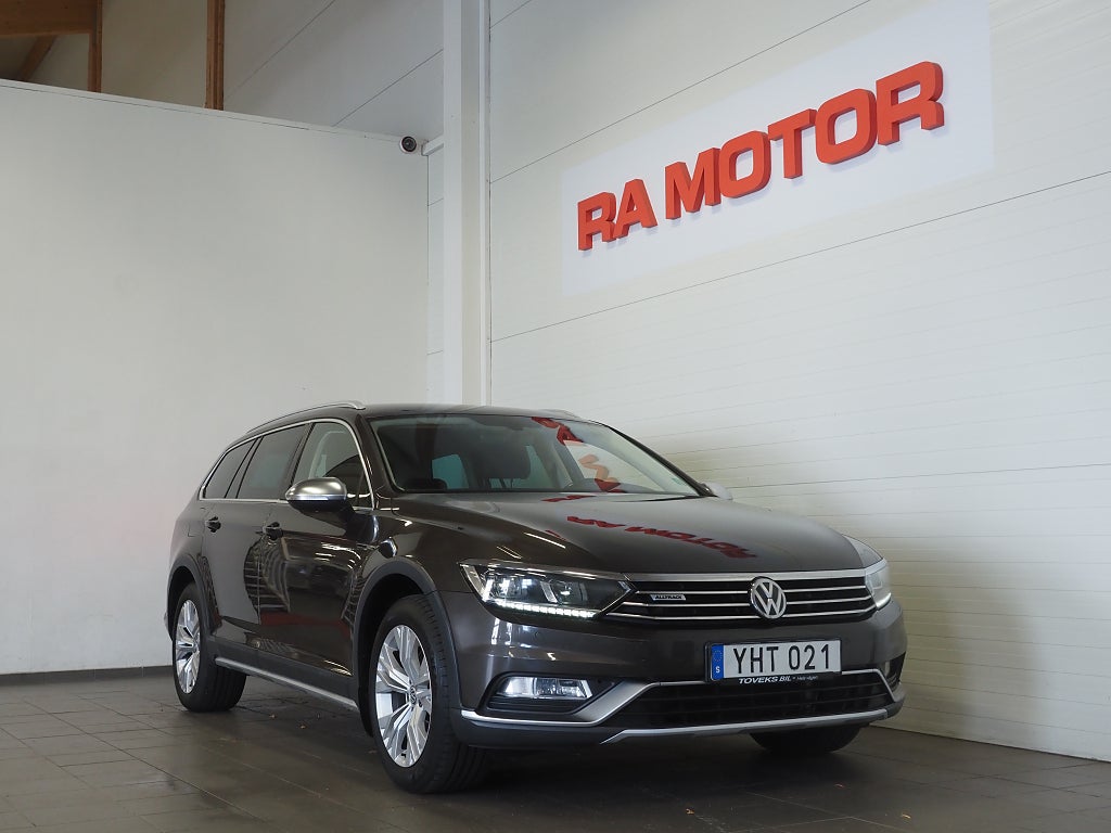 Volkswagen Passat Alltrack 2.0 TDI 190hk 4Motion | D-värm | Drag | Backkame 2017