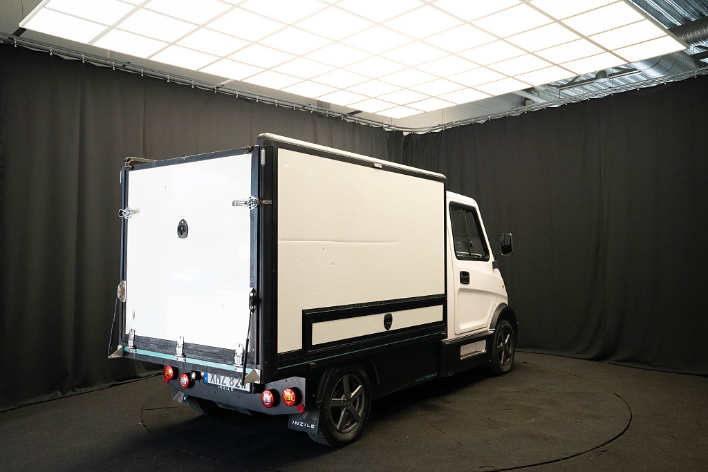 INZ Pro4 Inzile Pro4 FLAK UTFÄLLBAR RAMP CARPLAY MOMS