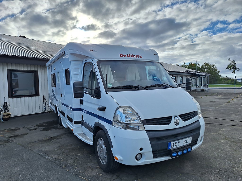 Dethleffs Esprit RT 7094 Dubbelbädd, Miltal: 5316, Solcell