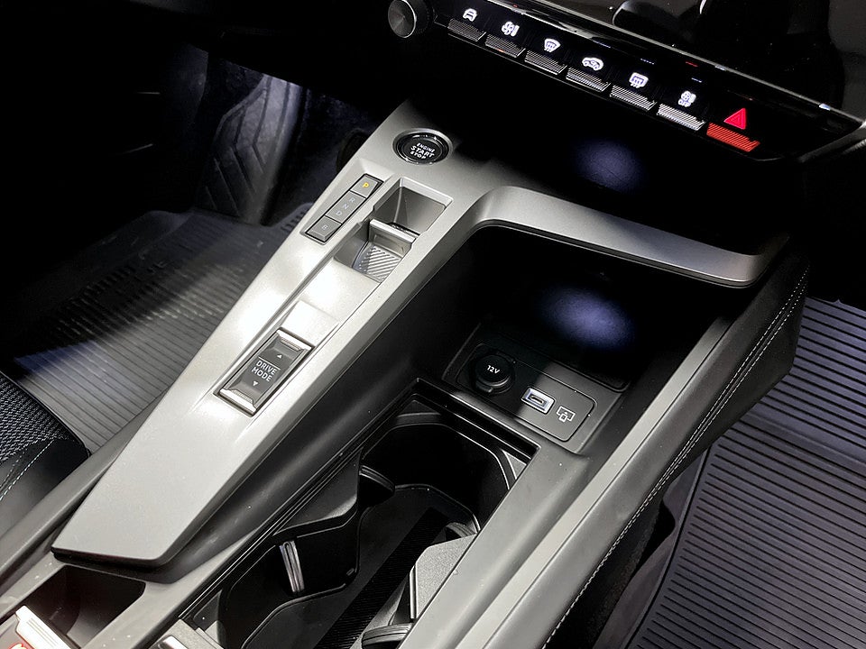 Bild på Peugeot 308 Allure PHEV 180hk Aut - B-KAMERA, CARPLAY