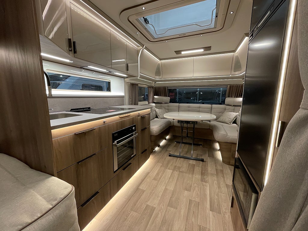 Kabe Imperial 630 TDL E2 KS /AC/Läder/Långbäddar/Badrum bak - Kabe