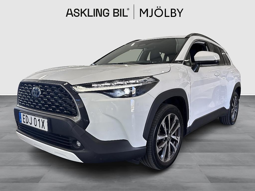 Toyota Corolla Cross Hybrid AWD-i Style Moms