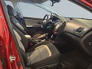 Kia Ceed cee’d_sw 1.6 CRDi EX Comfort Mvärm Drag Kamera S/V-hjul – bild 10