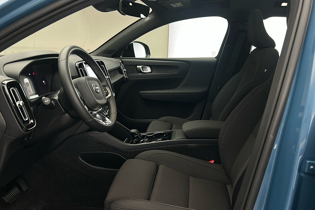 Volvo C40 Recharge Twin, 408hp, 2024