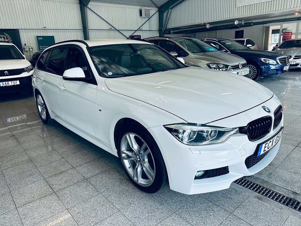 BMW 320 d xDrive Touring Automat M-sport 1 ägare Navi Skinn 