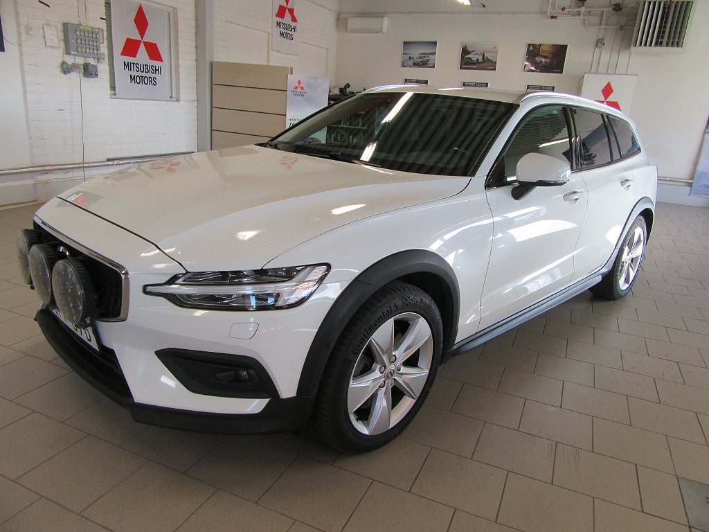 Volvo V60 Cross Country D4 AWD Geartronic Advanced SE II Euro 6