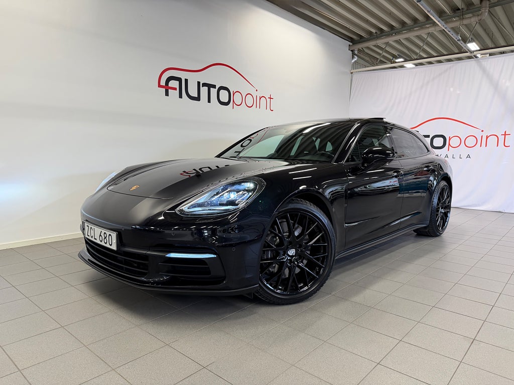 Porsche Panamera 4 Sport Turismo 330hk | Pano | Chrono | Värmare | Drag