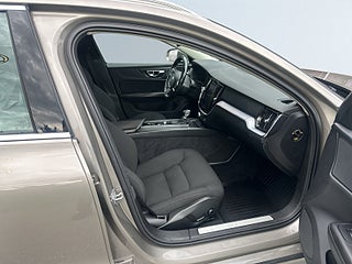 Volvo V60 D4 AWD Aut Momentum Adv – bild 10