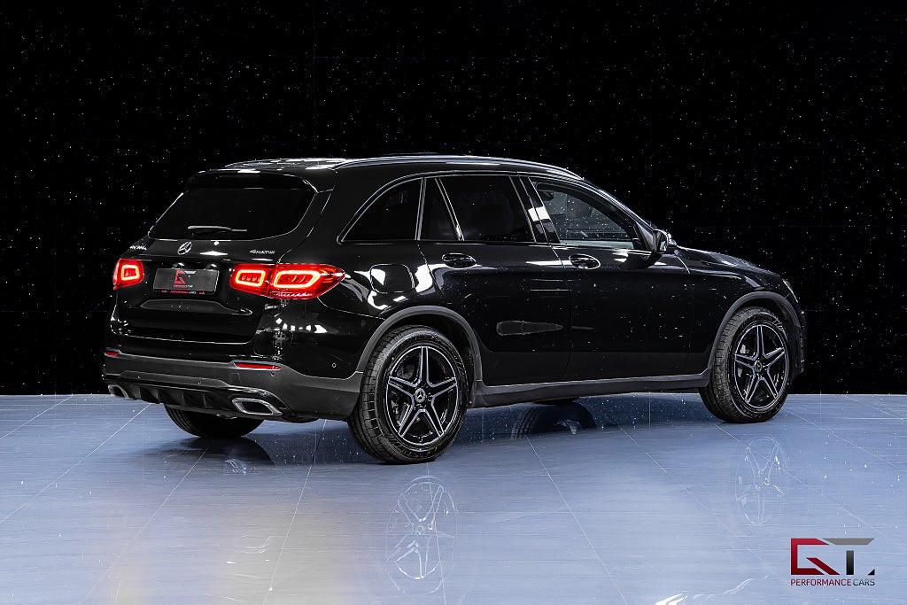 Mercedes-Benz GLC 300 e 4M AMG MOMS Pano Bur Luftfjädring Cockpit Akustik