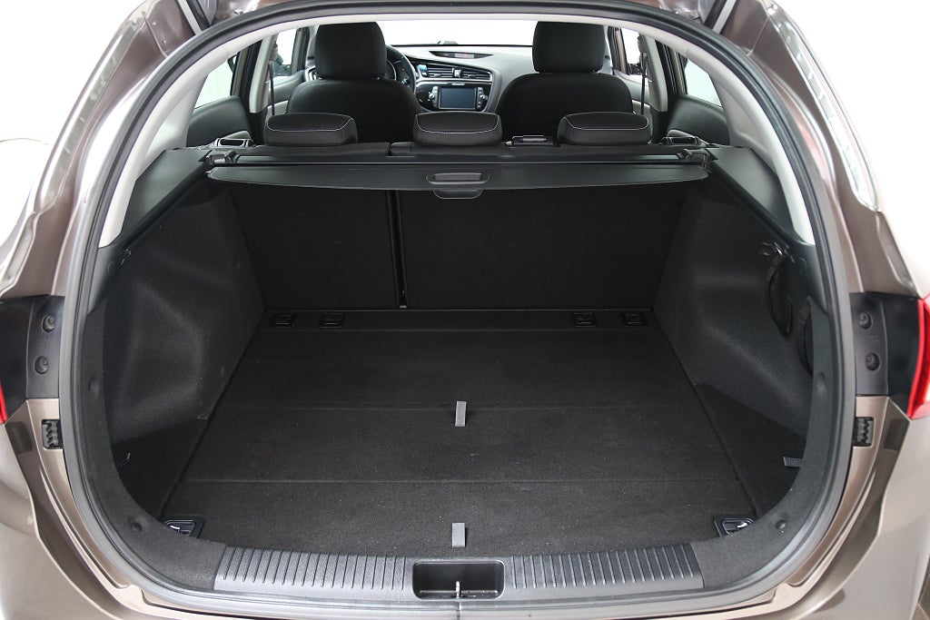 Kia Ceed 1,6 GDI Special Edition Aut Kombi Navi + Kamera  Motorv 2018