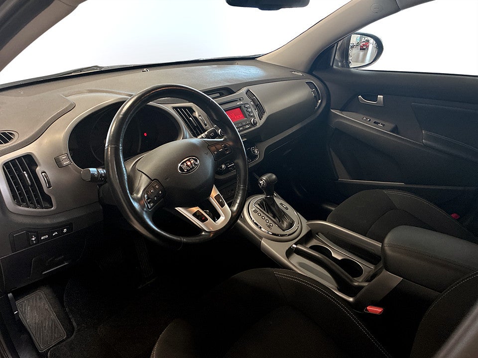 Bild på Kia Sportage Comfort 2,0 CRDI 184hk Aut 4WD BACKSENSORER