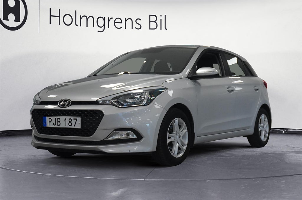 Hyundai i20 1.4 Automat 101hk Rattvärme Bt Farthållare | Ränta 3,95%