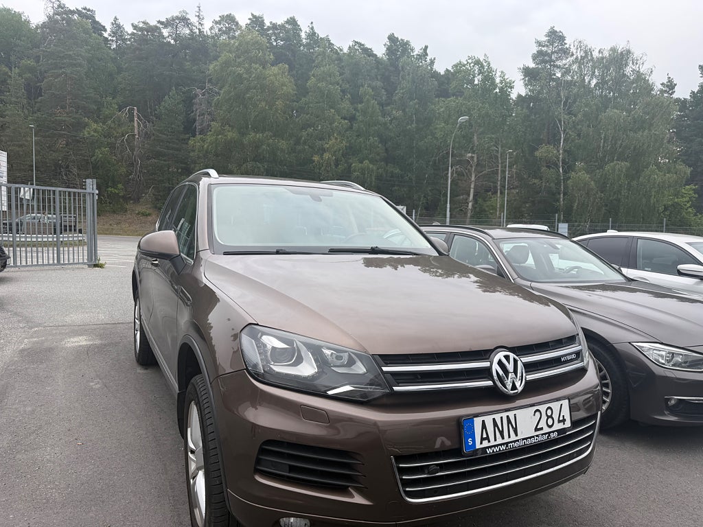 Volkswagen Touareg 3.0 V6 TSI Hybrid 380hk 4Motion TipTronic FYND Panorama