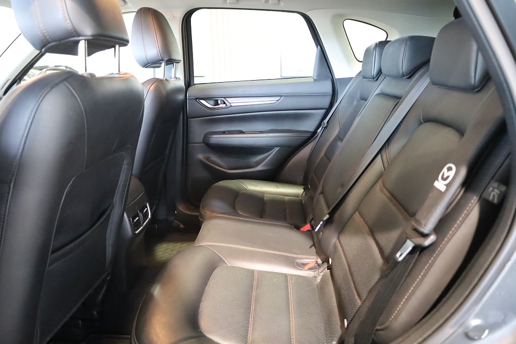 Mazda CX-5 2.5 SKYACTIV-G AWD Drag Värmare Bose Navi Kamera 2018