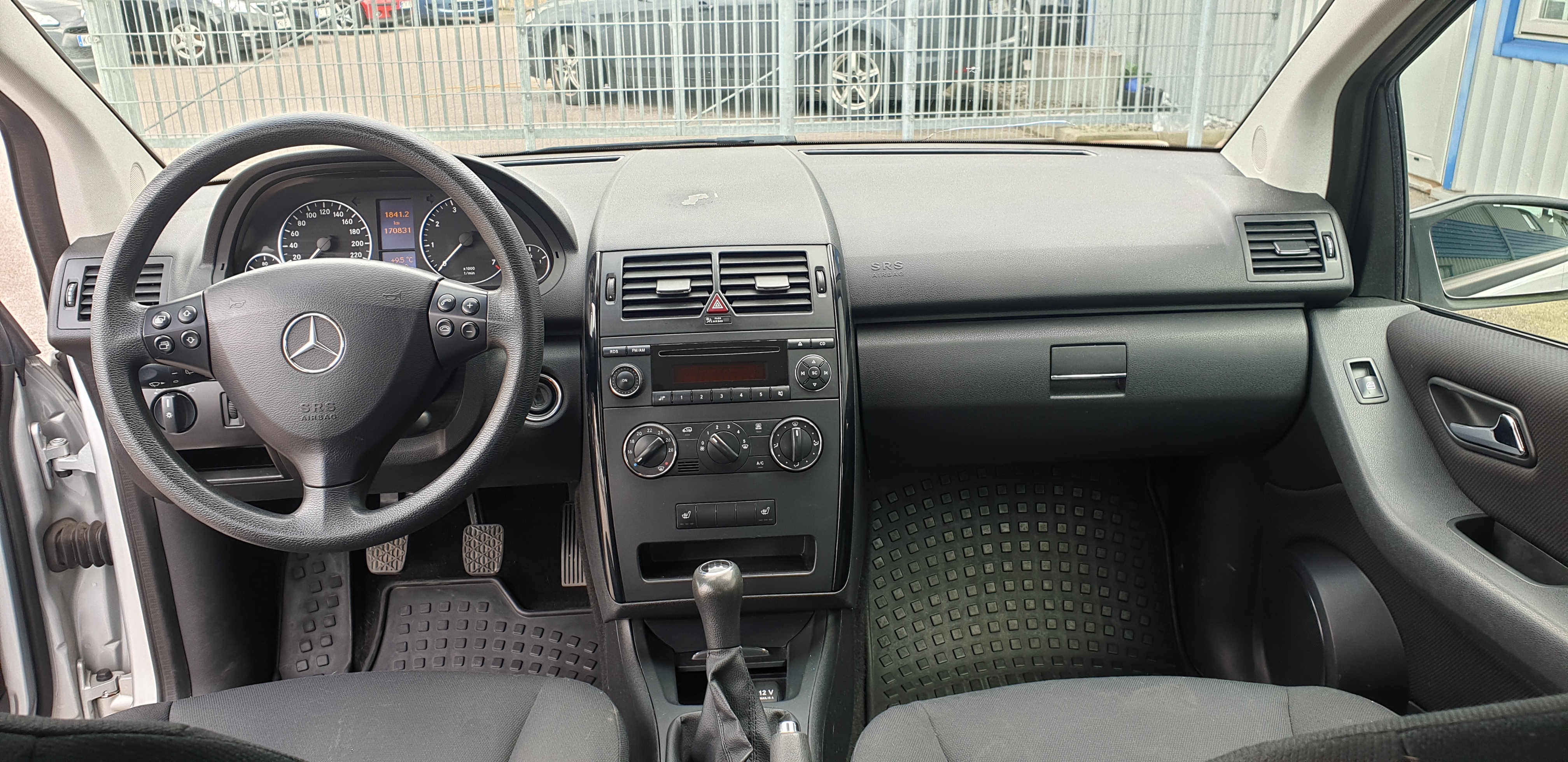 Mercedes-Benz A 150 5-door Classic 95hk 2007, bild 7/24
