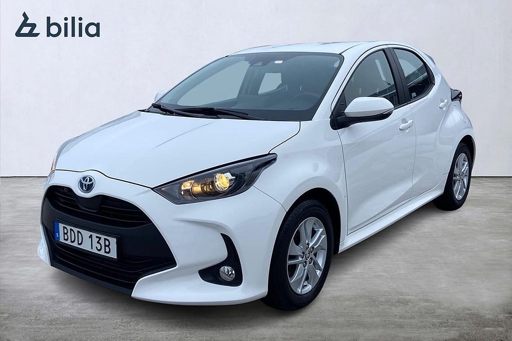 Toyota Yaris Hybrid 1,5 Active Komfortpaket Motorvärmare