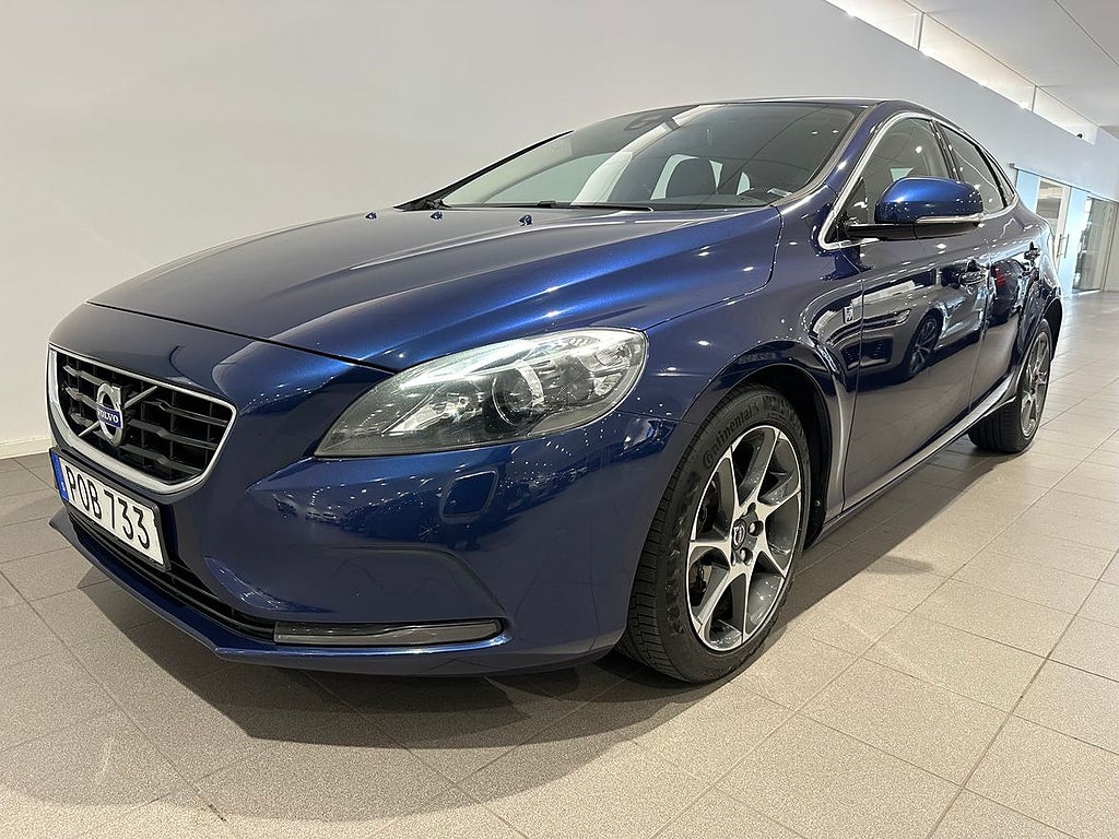 Volvo V40 D2 Your Ocean Race / Sensorer bak / Dragkrok /...