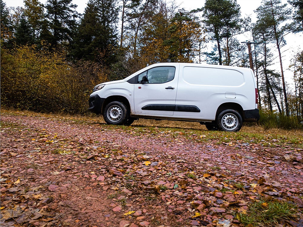 Bild på Peugeot Partner 4x4 Plus 1,5 BlueHDi 130hk Automat L1