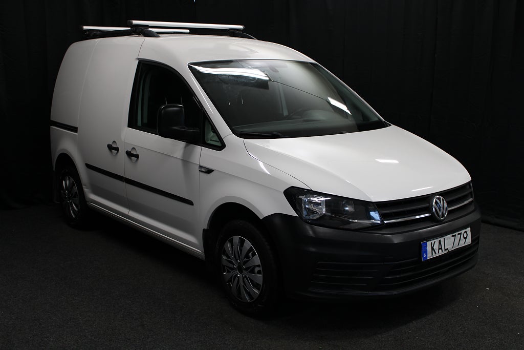 Volkswagen Caddy Van 1.6 TDI | MOMS | Värmare | Drag | Nyservad | 102hk