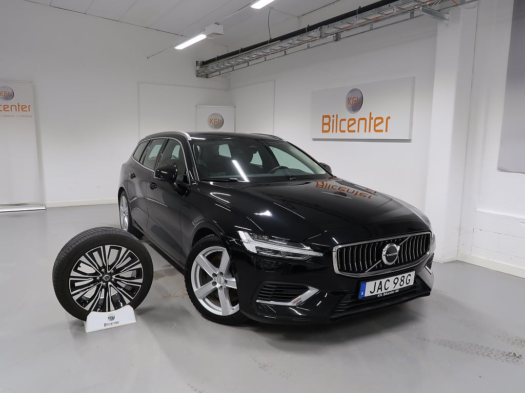 Volvo V60 *JANUARIREA* Recharge T6 AWD *Long Range* V-Däck ingår Skinn-Dra