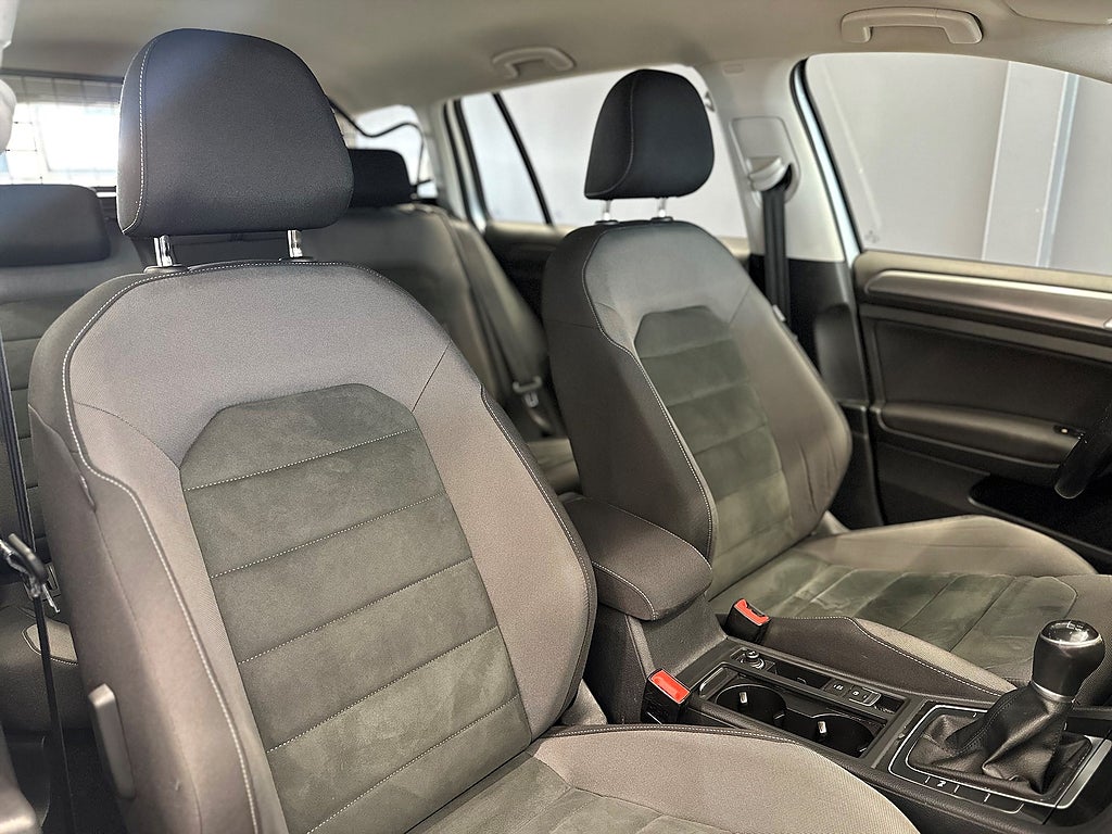 Volkswagen Golf Sportscombi 1.6 TDI/Massage/P-sensorer/Fjärr-Värm/