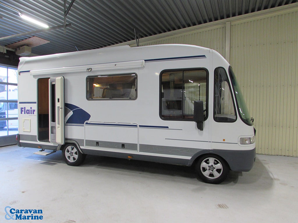 Niesmann Flair 6100 I / B-kort / Alde / Fint skick /