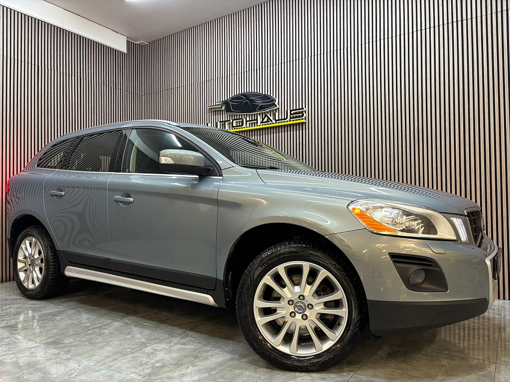 Volvo XC60 2.4D 175hk Summum Dragkrok Motorvärmare Läder PDC 1,95%