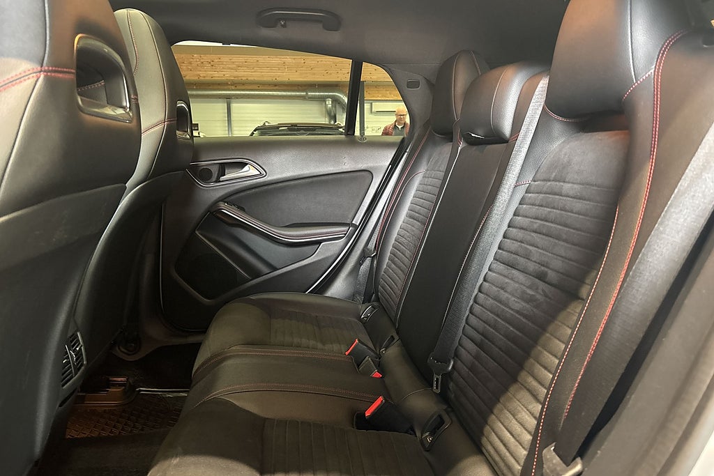 Mercedes-Benz CLA220 d