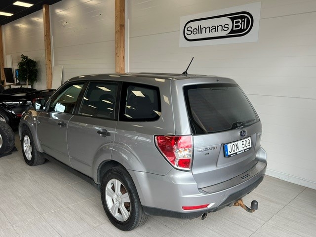 Subaru Forester 2.0 4WD Drag/V-hjul/MoK 2009, bild 2/10