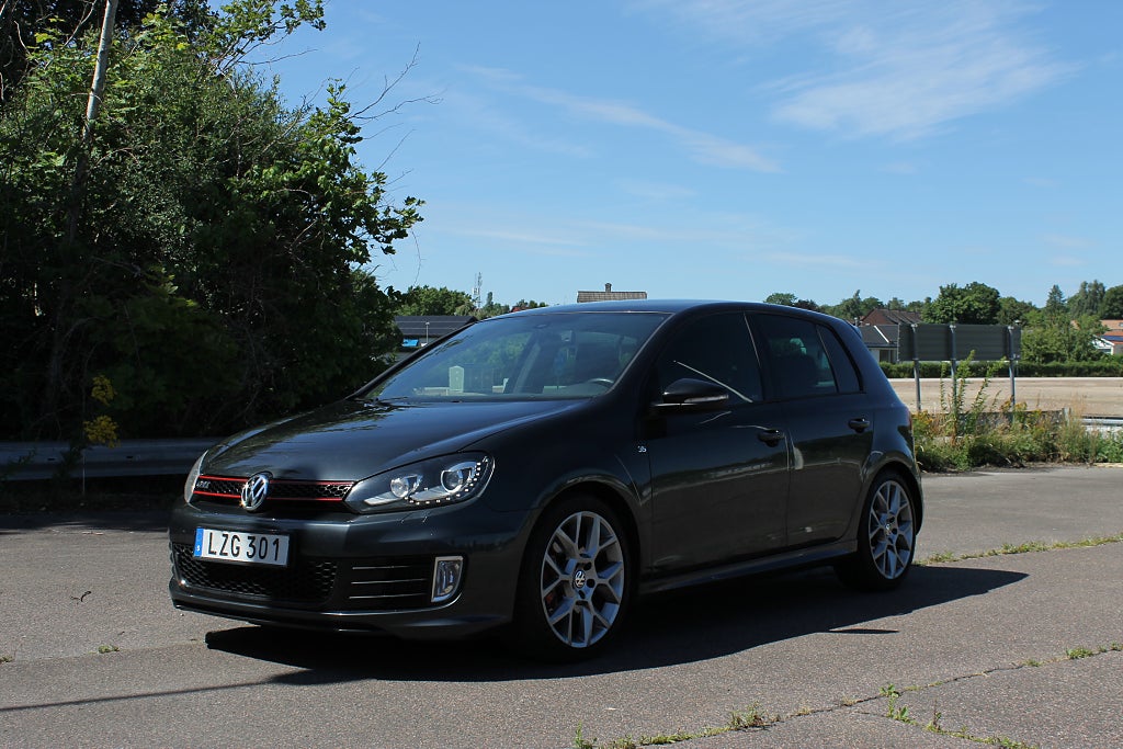 Volkswagen Golf GTI 2.0 TSI Edition 35 
