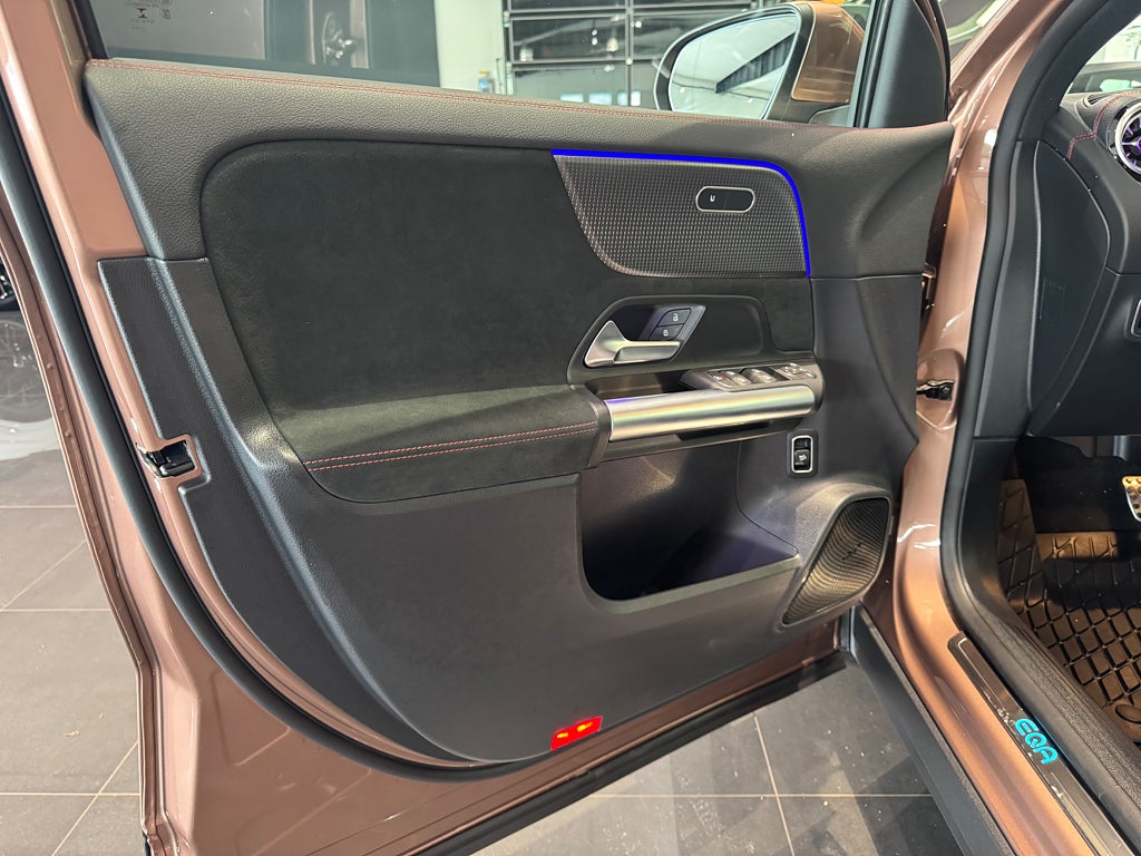 Mercedes-Benz EQA 250 AMG Drag Keyless go - bild 7