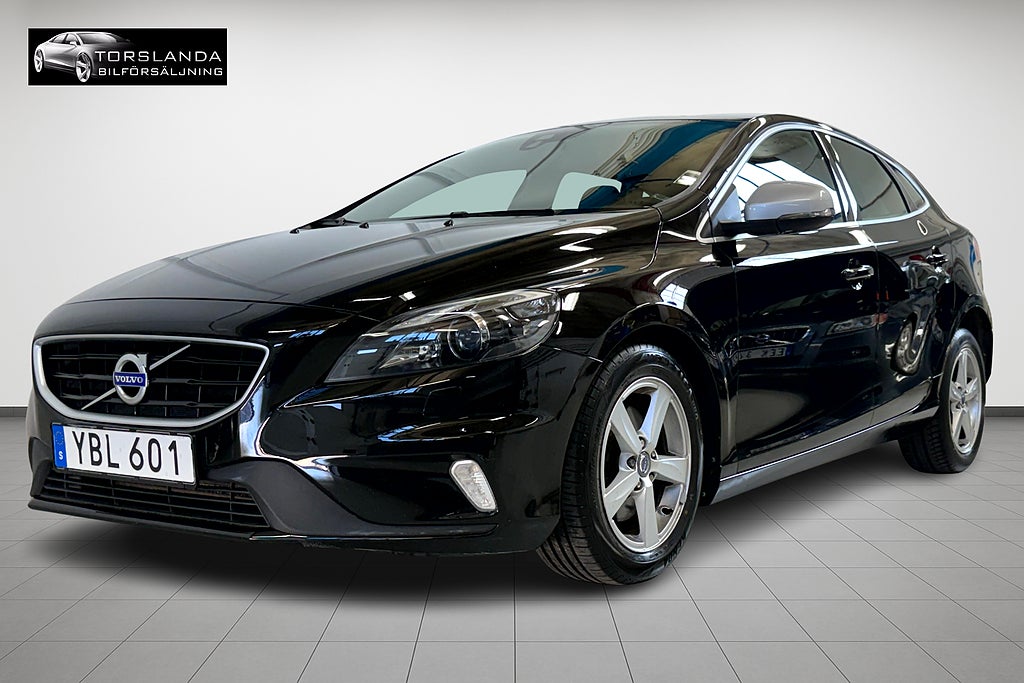 Volvo V40 D2 120hk R-Design Ny Kamrem Värmare V-hjul