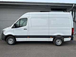 Transportbil - Skåp Mercedes-Benz Sprinter 3 av 22