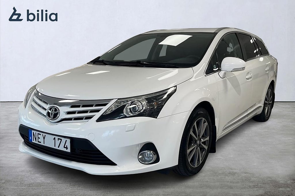 Toyota Avensis 1,8 Business Dragkrok Vinterhjul