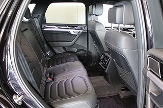SUV Volkswagen Touareg 12 av 30