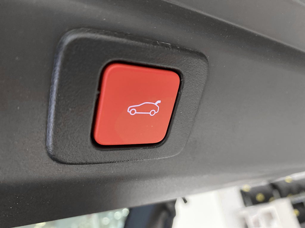 Peugeot 3008 GT Hybrid 145 hk Automat  – bild 16