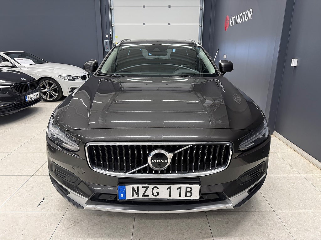 Volvo V90 Cross Country D5 AWD Advanced Dragkrok/Panorama/H&K/360°/HUD