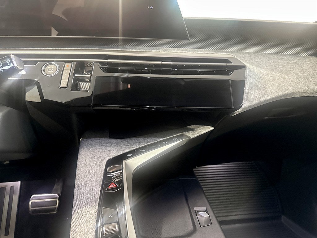 Bild på Peugeot 5008 GT+ Hybrid - DEMO