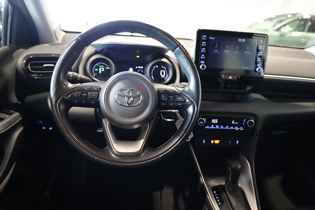 Toyota Yaris 1,5 Hybrid CVT Active Plus Kamera 2021