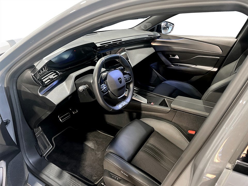 Bild på Peugeot 308 SW GT 1.2 PT 130hk Aut - 360-KAMERA, CARPLAY